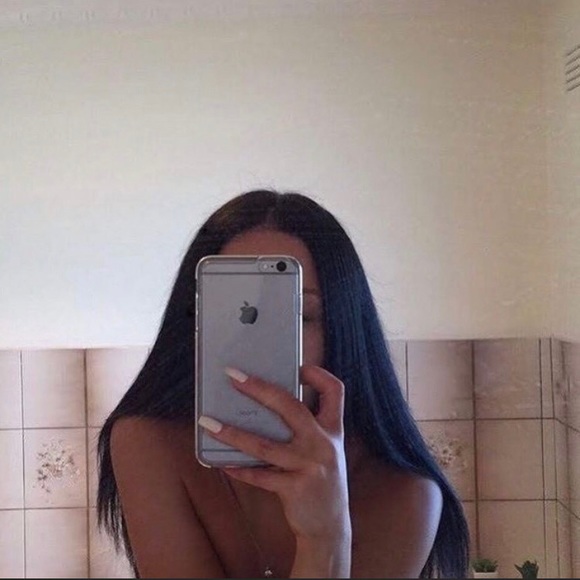 Meet your Posher, Bree - Picture 4 of 7